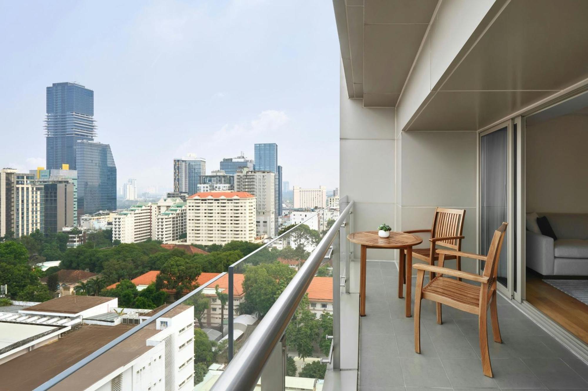Jw Marriott Hotel And Suites Saigon Ho Şi Min Dış mekan fotoğraf